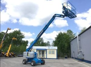 Read more about the article Dịch vụ cho thuê xe nâng người làm việc trên cao uy tín