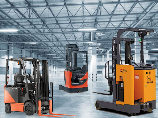 Read more about the article Những ưu điểm của việc thuê xe nâng điện mà bạn nên biết