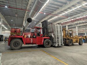 Read more about the article Vai Trò Của Xe Nâng Trong Quá Trình Mở Rộng Nhà Máy Và Lắp Đặt Dây Chuyền Sản Xuất Yếu Tố Quyết Định Tiến Độ Và Hiệu Quả Đầu Tư