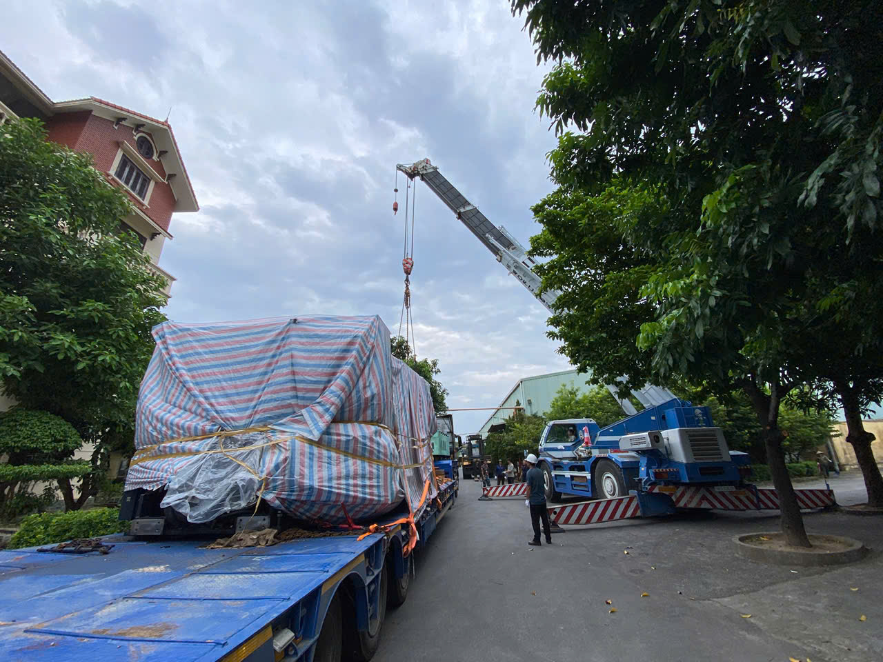 cho thuê xe nâng xe cẩu tại hải phòng